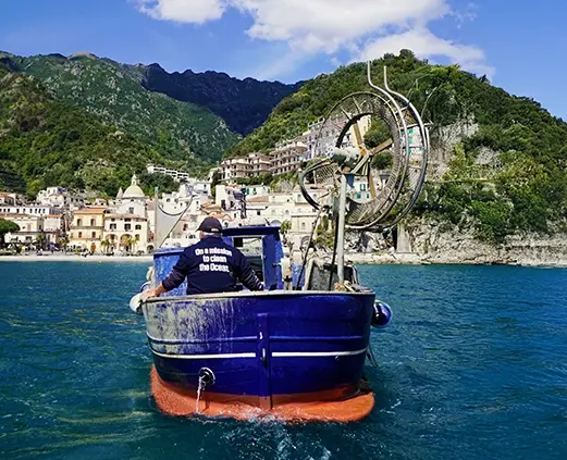 Logo progetto fishing for Litter Ogyre